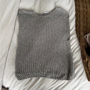 Sweater vest